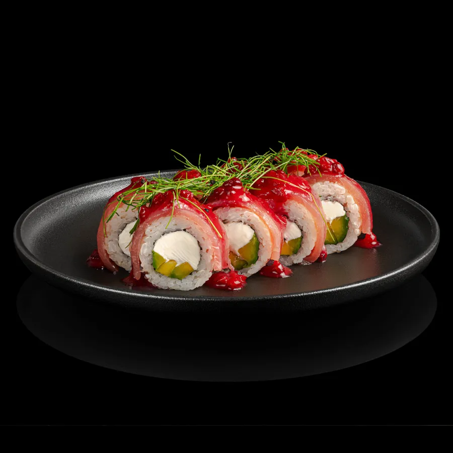 Maguro Тунец в брусничном соусе 