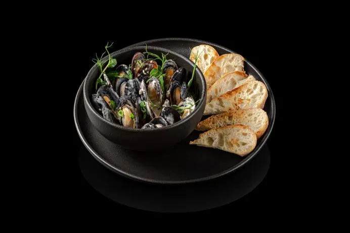 Мидии в сливочно сырном соусе